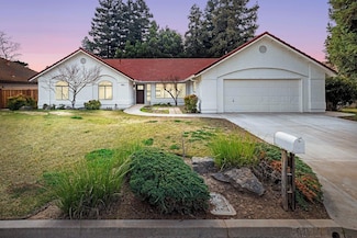 5017 W Locust Ave, Fresno, CA 93722