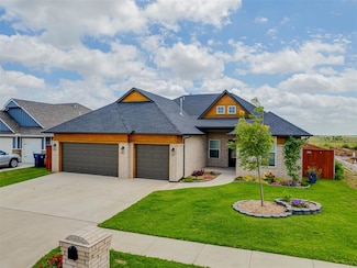 9312 Taggert Ln, Yukon, OK 73099