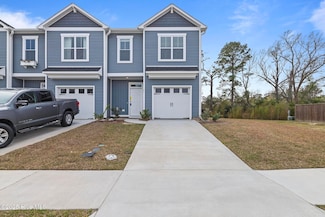 97 Aspen Rd, Hampstead, NC 28443