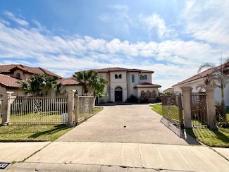 433 Lake Morraine Loop, Laredo, TX 78041