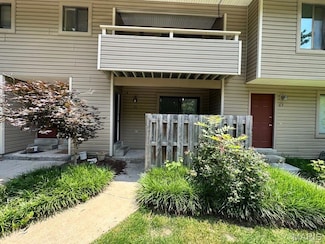 69 Jakes Ct, O Fallon, MO 63366