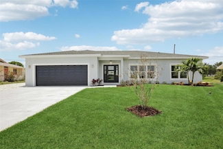 718 Desert Hills Way, Sun City Center, FL 33573