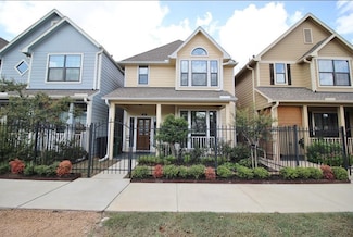 211 W 26th St, Houston, TX 77008