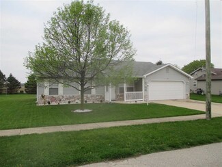 413 Reed St, South Whitley, IN 46787