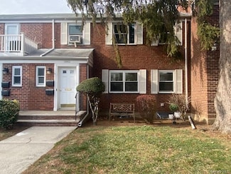 260-40 73rd Ave Unit 1st floor, Glen Oaks, NY 11004