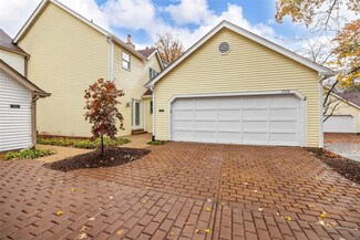 1532 Walpole Dr, Chesterfield, MO 63017