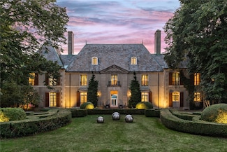 601 Bellevue Ave, Newport, RI 02840