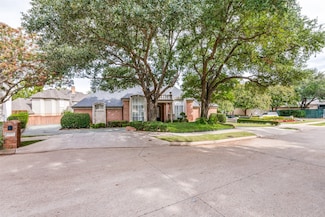 17624 Woods Edge Dr, Dallas, TX 75287