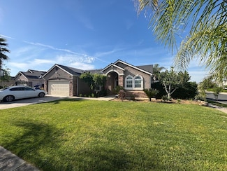 2136 Florence Ave, Sanger, CA 93657