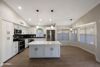 5616 E Gelding Dr, Scottsdale, AZ 85254