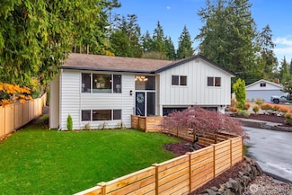 9533 Bowdoin Way, Edmonds, WA 98020