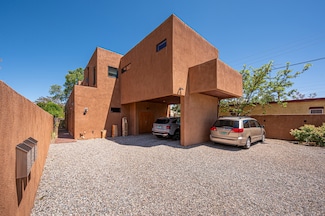 543 Juanita St Unit B, Santa Fe, NM 87501