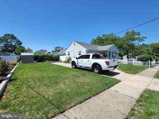 302 N Albertson Ave, Magnolia, NJ 08049