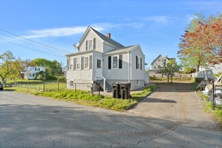 147 Rogers St, South Dartmouth, MA 02748