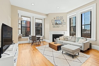 271 Dartmouth St Unit 5C, Boston, MA 02116