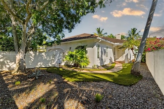 810 NE 21st Dr, Wilton Manors, FL 33305
