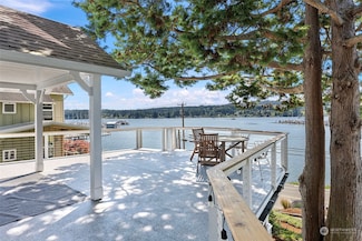 17968 Fjord Dr NE, Poulsbo, WA 98370