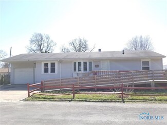 1301 Pennelwood Dr, Toledo, OH 43614