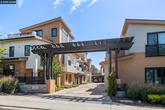 962 Mountain View Dr, Lafayette, CA 94549