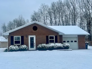 136 Cory Ln, Versailles, IN 47042