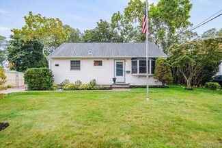 200 Mark Tree Rd, Centereach, NY 11720