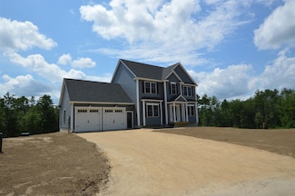 19 Shelburne Ln, Concord, NH 03301