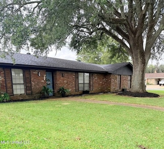 169 Lee Ave, Vidalia, LA 71373