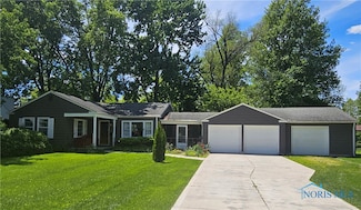 937 Fairview Ave, Bowling Green, OH 43402