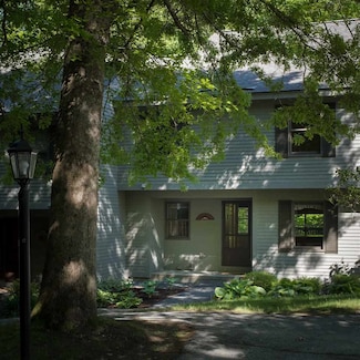 170 Sugarhill Ln Unit C, Hartford, VT 05001