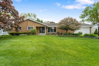 701 W Fairfield Ct, Milwaukee, WI 53217