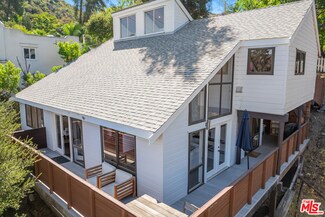 29127 Triunfo Dr, Agoura Hills, CA 91301