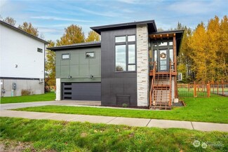 708 Garfield St, Sumas, WA 98295