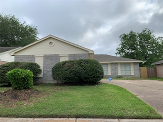 6903 Harpers Dr, Richmond, TX 77469