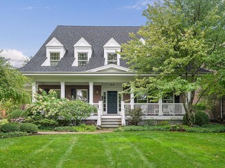 55 Bonnie Ln, Clarendon Hills, IL 60514