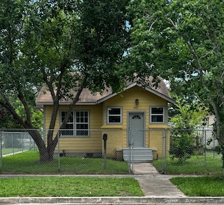 3401 Illinois St, Baytown, TX 77520