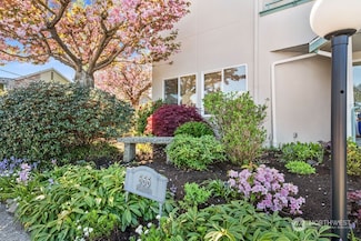 555 Walnut St Unit 6, Edmonds, WA 98020