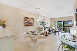 2236 N Cypress Bend Dr Unit 314, Pompano Beach, FL 33069