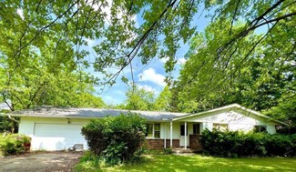 2240 Demorest Rd, Grove City, OH 43123