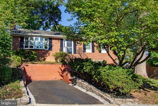 3908 Gresham Place, Alexandria, VA 22305