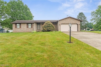 12534 Springwater Ave NW, Uniontown, OH 44685