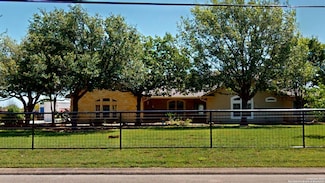 6829 Robin Hood Way, Schertz, TX 78154