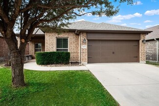 8213 Sleeping Doe Dr, Fort Worth, TX 76179