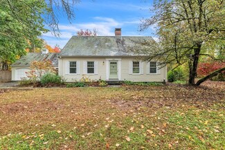 149 Pomeroy Ln, Amherst, MA 01002