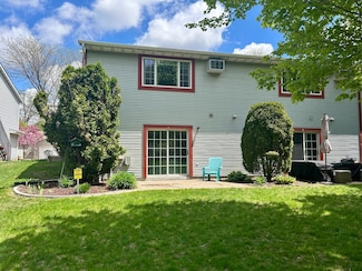 549 Slinger Rd Unit K4, Slinger, WI 53086