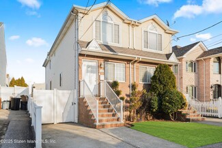 341 Parkinson Ave, Staten Island, NY 10305