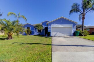 2193 SW Cameo Blvd, Port Saint Lucie, FL 34953