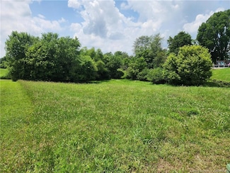 101, 103, & 105 Hounds Way, Salem, IN 47167