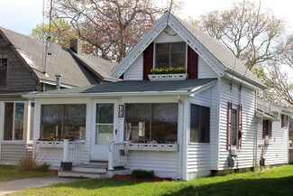12 East Blvd, Wareham, MA 02532