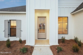 400 Aurora Cir, Canton, MS 39046