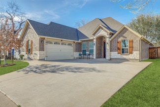 2325 Brookdale Dr, Arlington, TX 76014